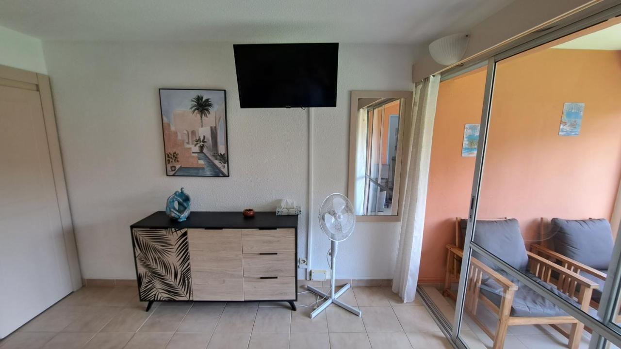 Studio Plage De L'Anse Caritan Sainte-Anne Exteriör bild